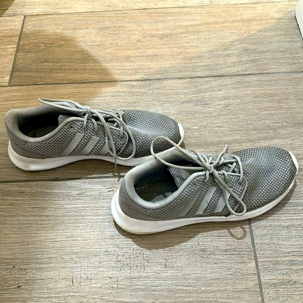 Adidas sneakers size 9, grey